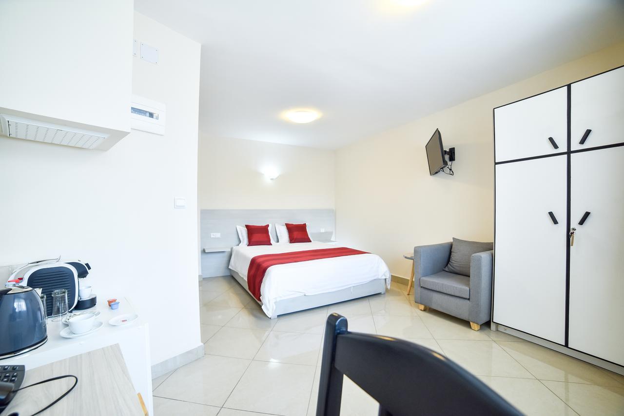 Lova Hotel Antananarivo Kültér fotó